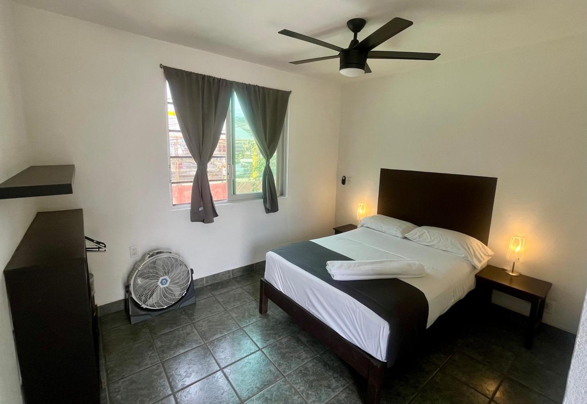Hotel Aqualuna Cyclops Brisas de Zicatela Luaran gambar